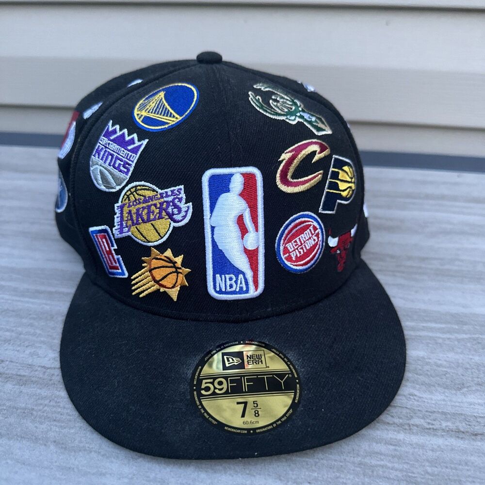 New Era 59FIFTY NBA All Over Team Logo Fitted Hat Size 7 5/8 Black, New